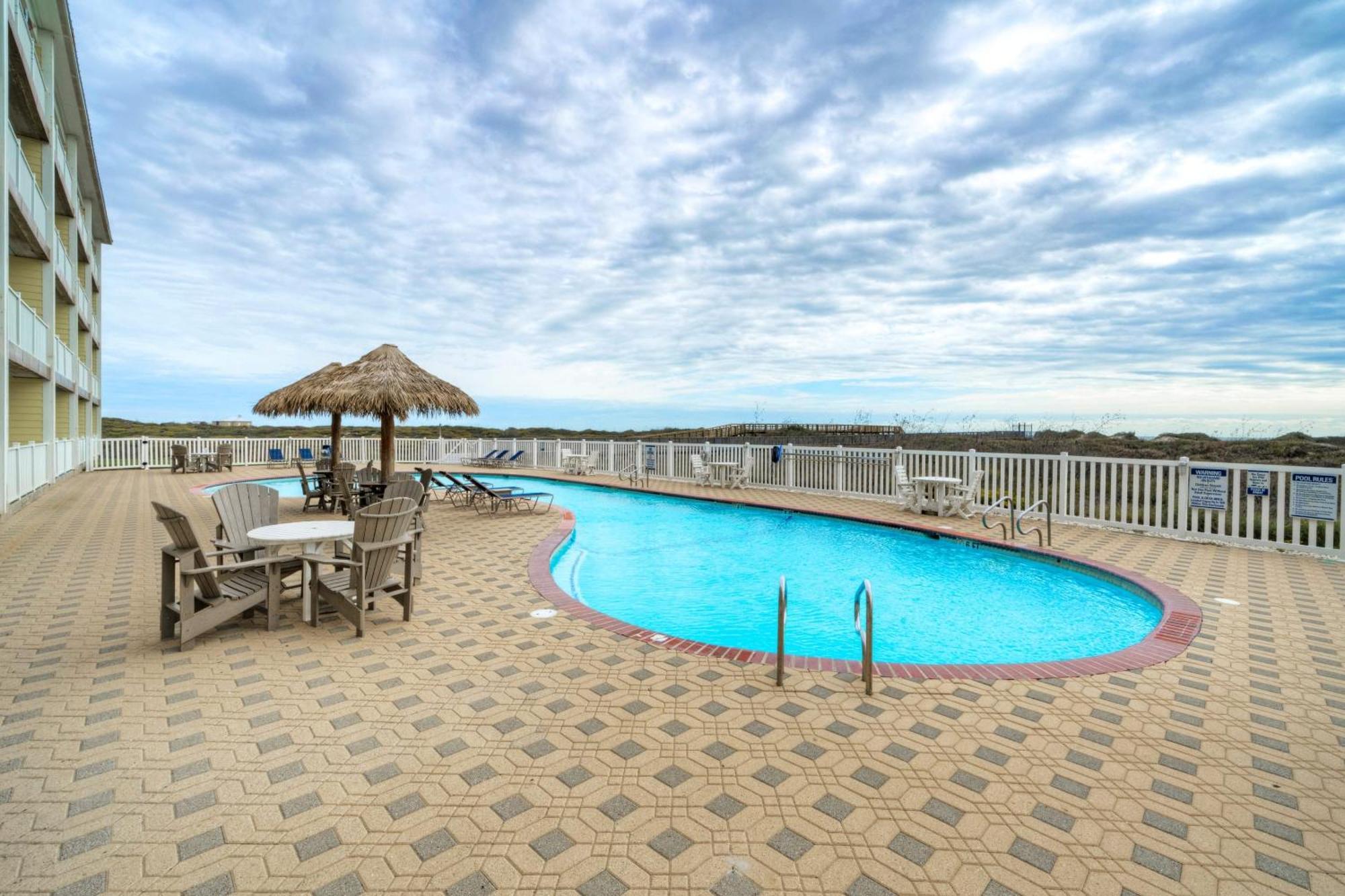 Salt Sun By Avantstay Beach Access Pool Port Aransas Ngoại thất bức ảnh